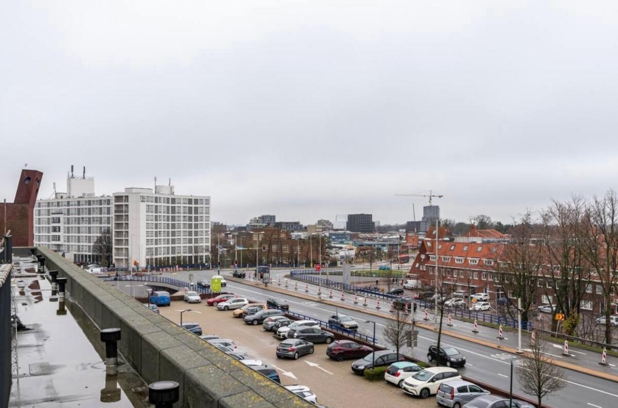 4-Bedroom- Central Located- 120 Sqr Meter Apartment Amsterdam Buitenkant foto
