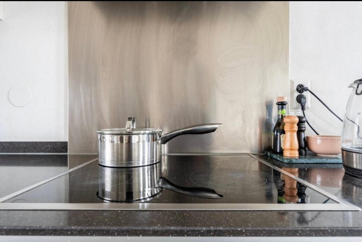 4-Bedroom- Central Located- 120 Sqr Meter Apartment Amsterdam Buitenkant foto